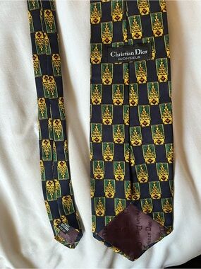 Vintage Christian Dior tie